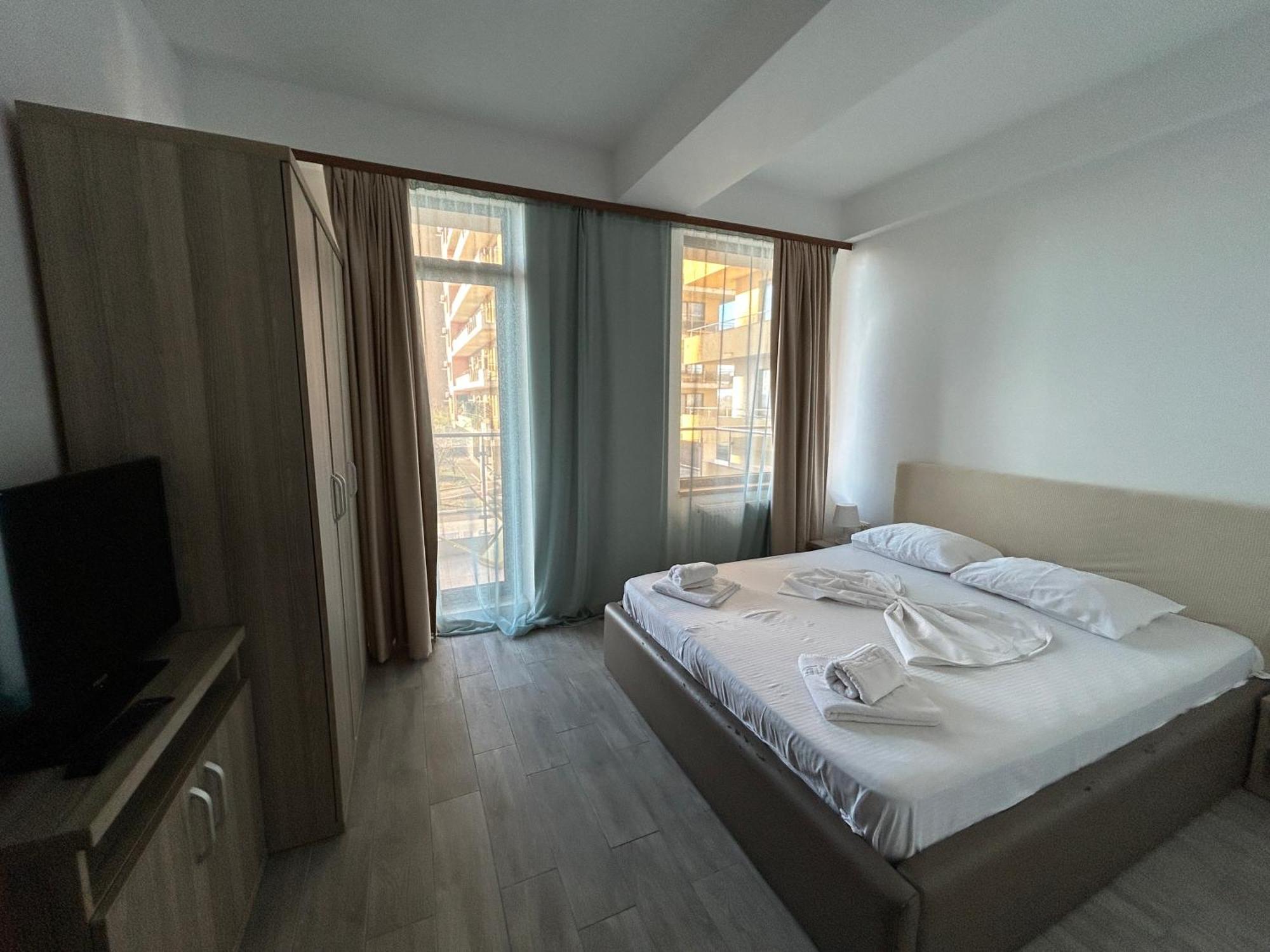 Catalina Summerland Apartaments Mamaia Nord Kültér fotó